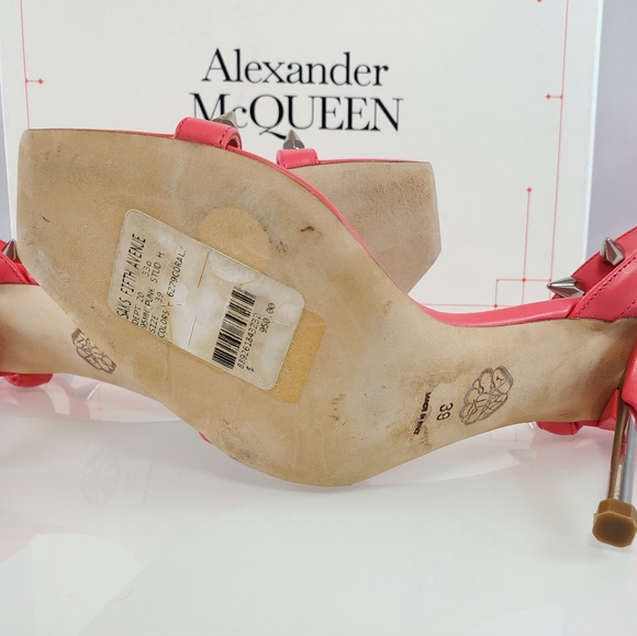 NWT$950 Alexander McQueen Coral Punk Stud Leather Ankle-Strap Sandals Heel Sz 9 - Picture 15 of 16